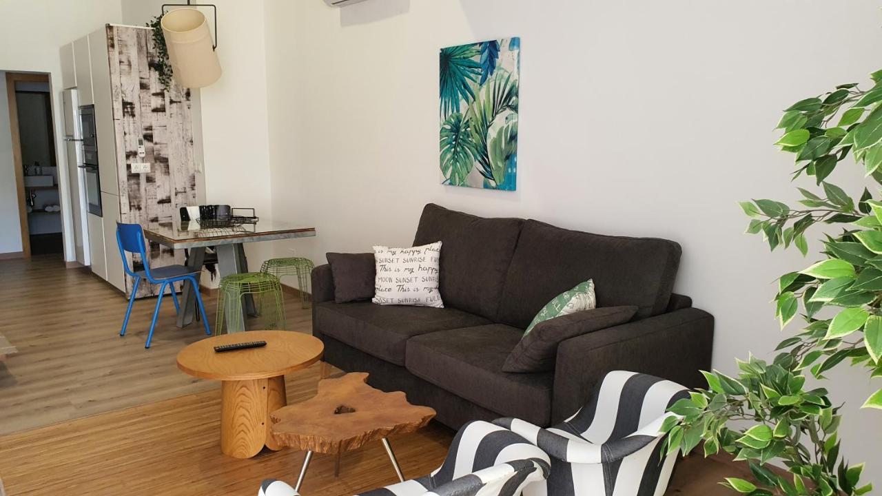 Apartamentos Antares 3 Milladoiro Kültér fotó