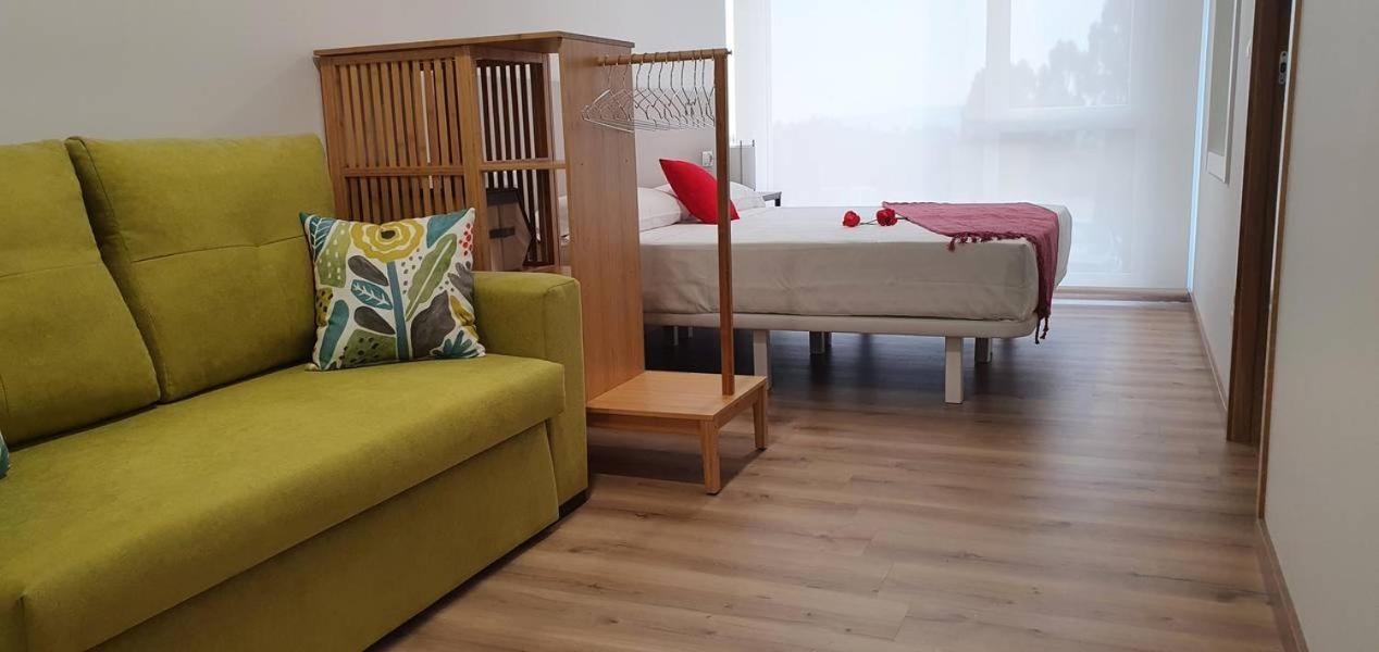 Apartamentos Antares 3 Milladoiro Kültér fotó