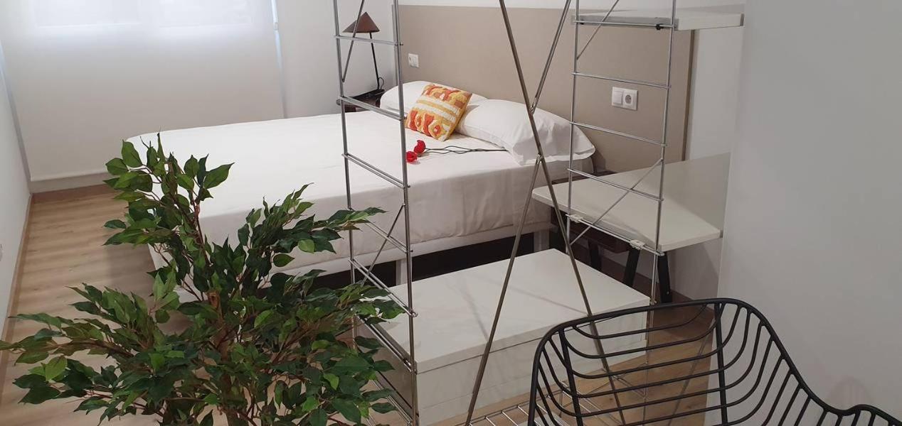 Apartamentos Antares 3 Milladoiro Kültér fotó