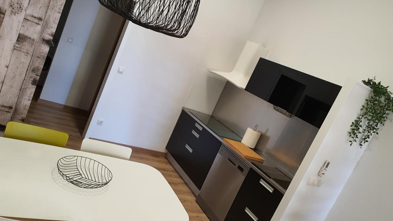 Apartamentos Antares 3 Milladoiro Kültér fotó
